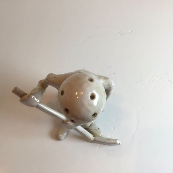 VTG Signed Dino Bencini Italy Hand Rolled Clay Hockey Player Figurine - Picture 8 of 8